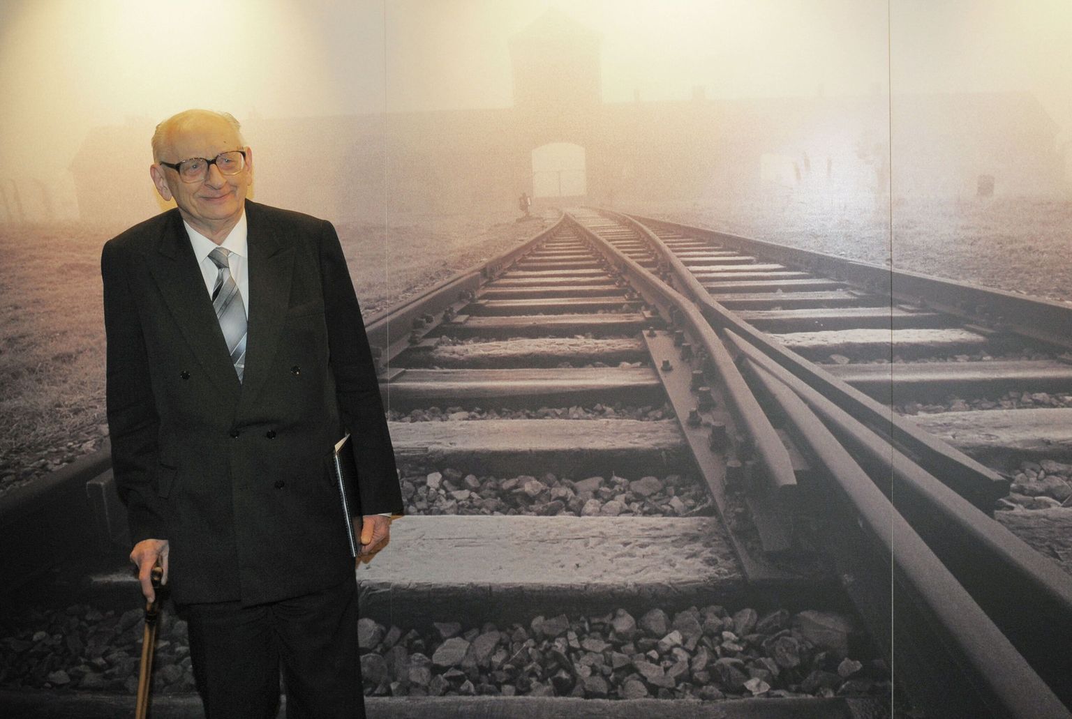 Auschwitzi nõukogu esimees ja endine Poola välisminister Wladyslaw Bartoszewski.
