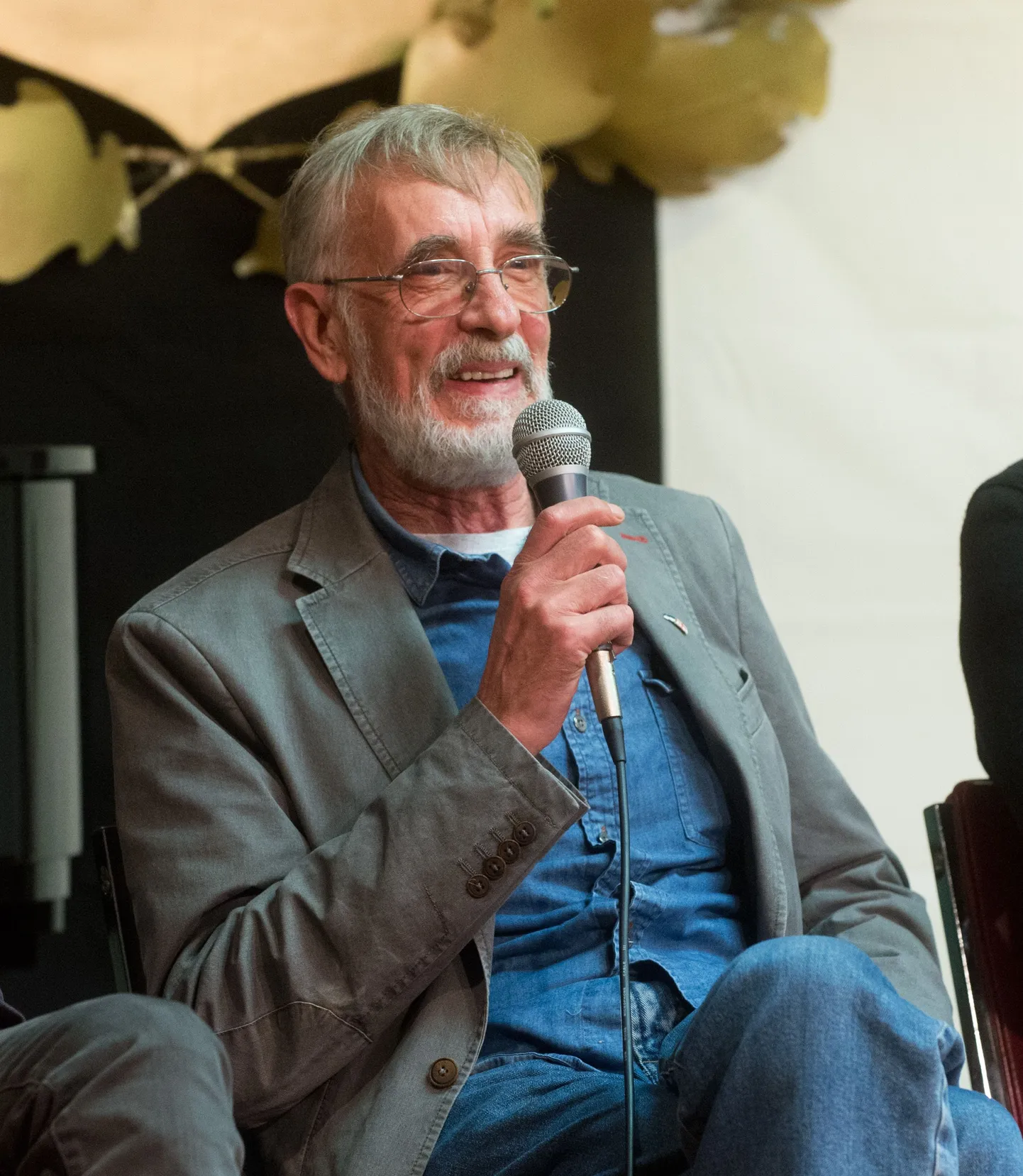 Lembit Ulfsak.