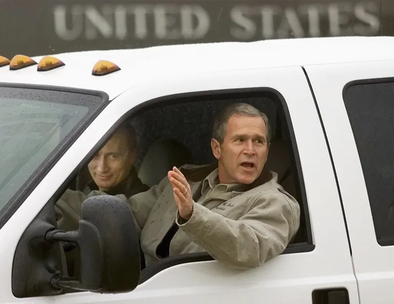 Vladimir Putin ja George W. Bush autoga sõitmas Texases, 2001. / Scanpix