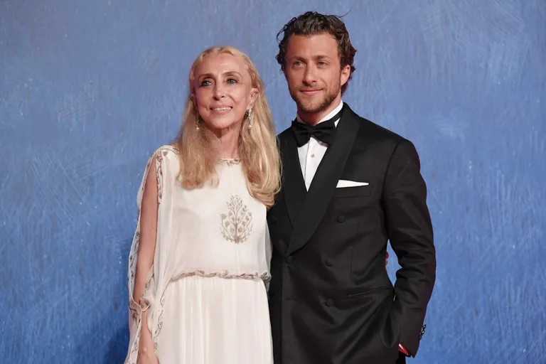 Franca Sozzani poja Francesco Carrozziniga Foto: TIZIANA FABI