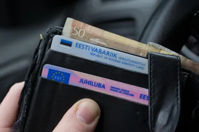 Tallinn. 10FEB15. ID-kaart, isikutunnistus. FOTO: ERIUK PROZES/POSTIMEES