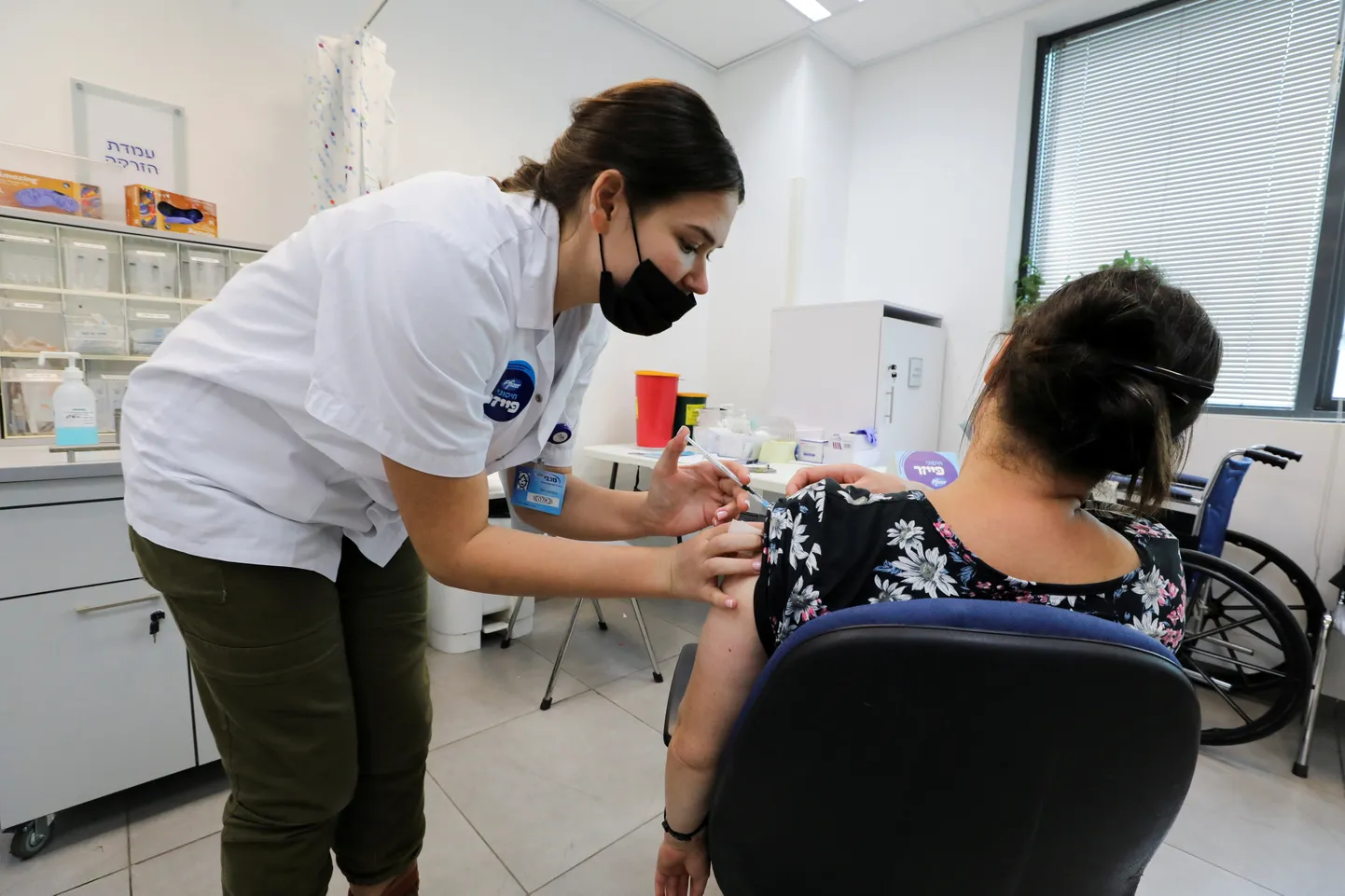 Вакцинация в Израиле.