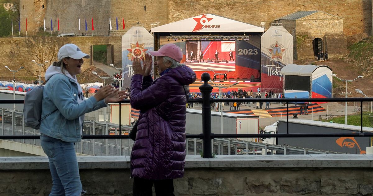 МНЕНИЕ Вчера Россия ожила на пороге Нарвы, но вызвала лишь стыд и горечь