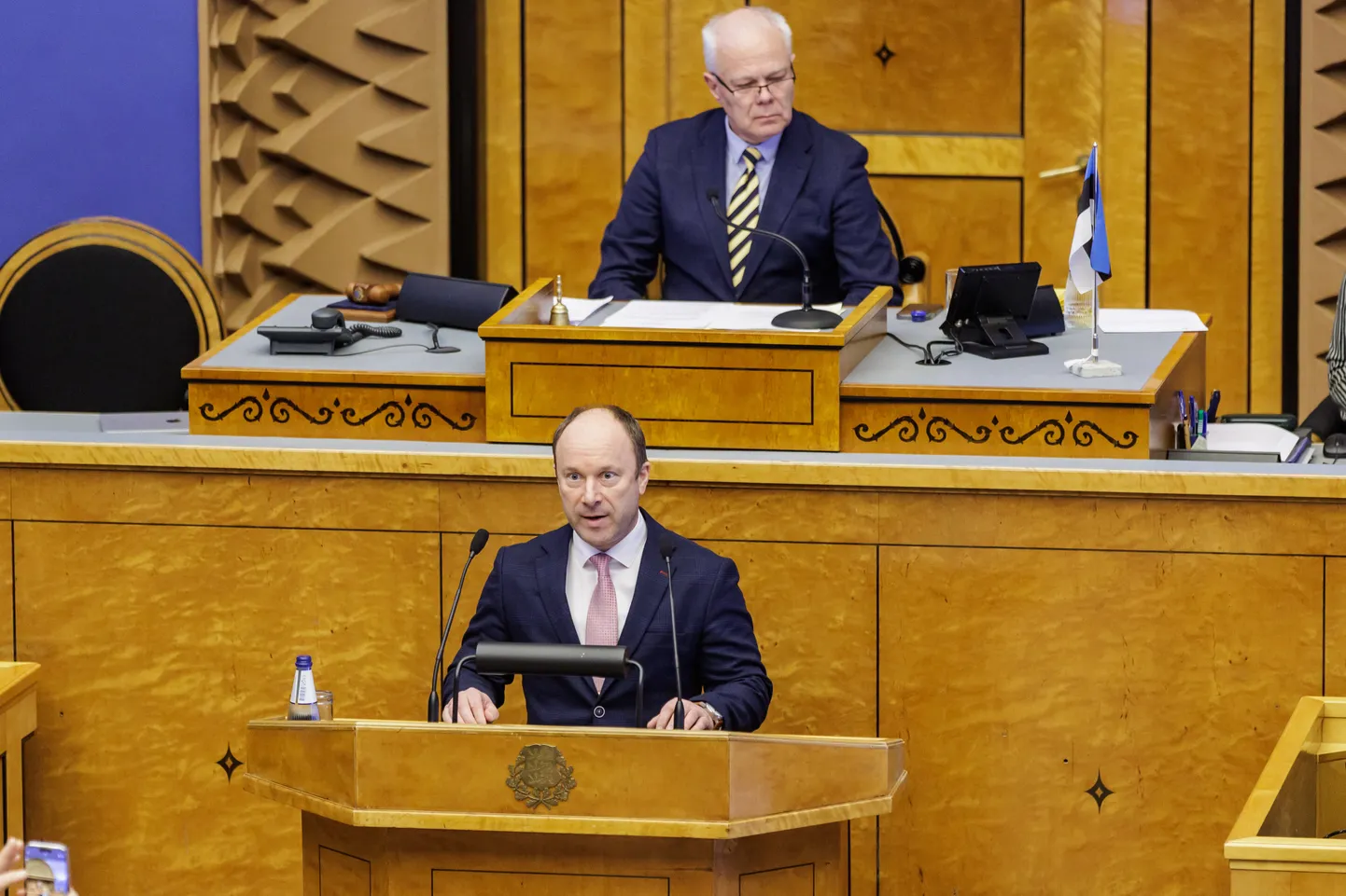 Taristuminister Kuldar Leis riigikogu ees.