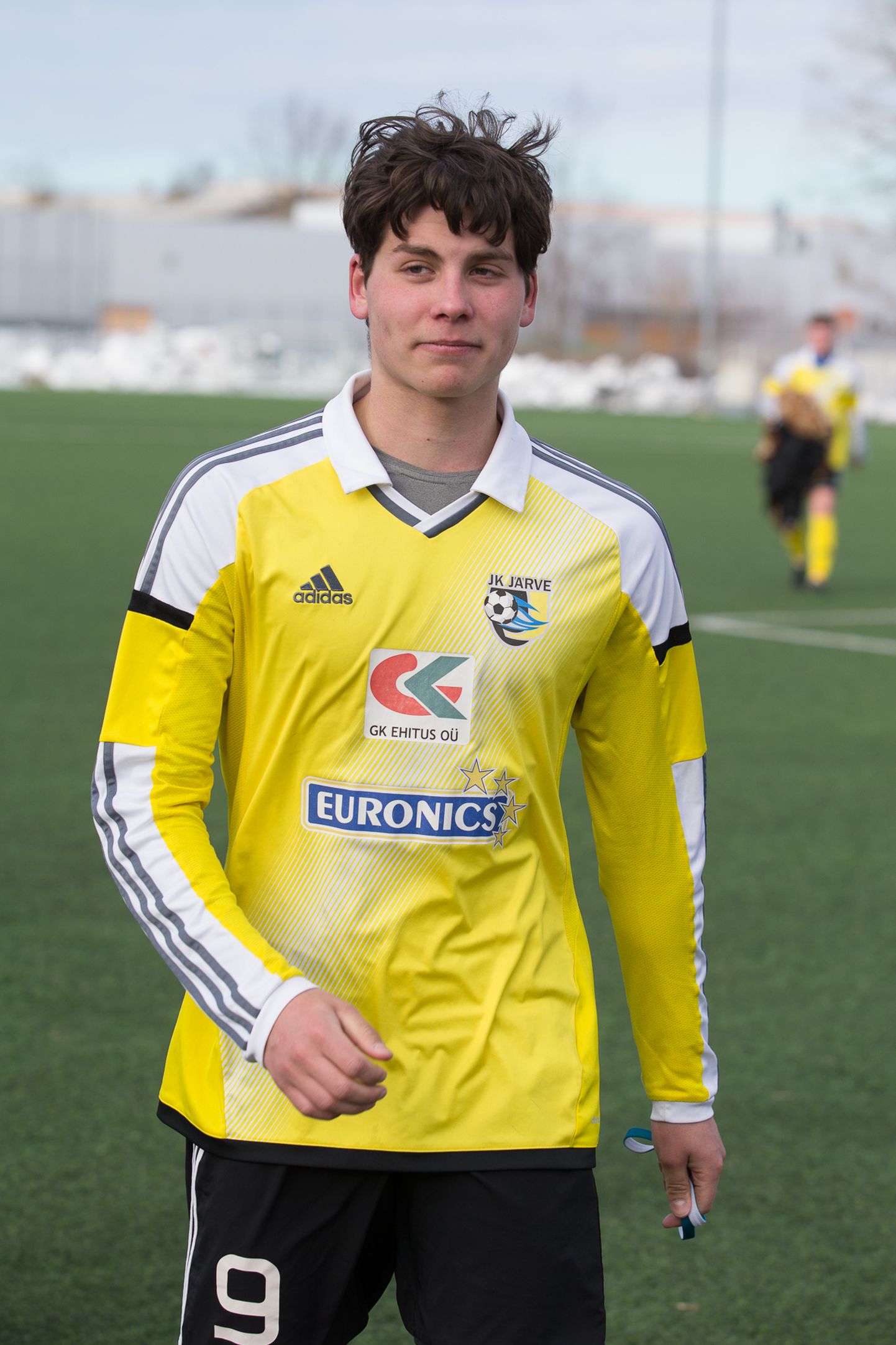 18-летний нападающий ФК "Ярве" Райво Саар в победном матче с командой U21 "Левадии" забил два гола. В нынешнем сезоне он поразил ворота уже пять раз.