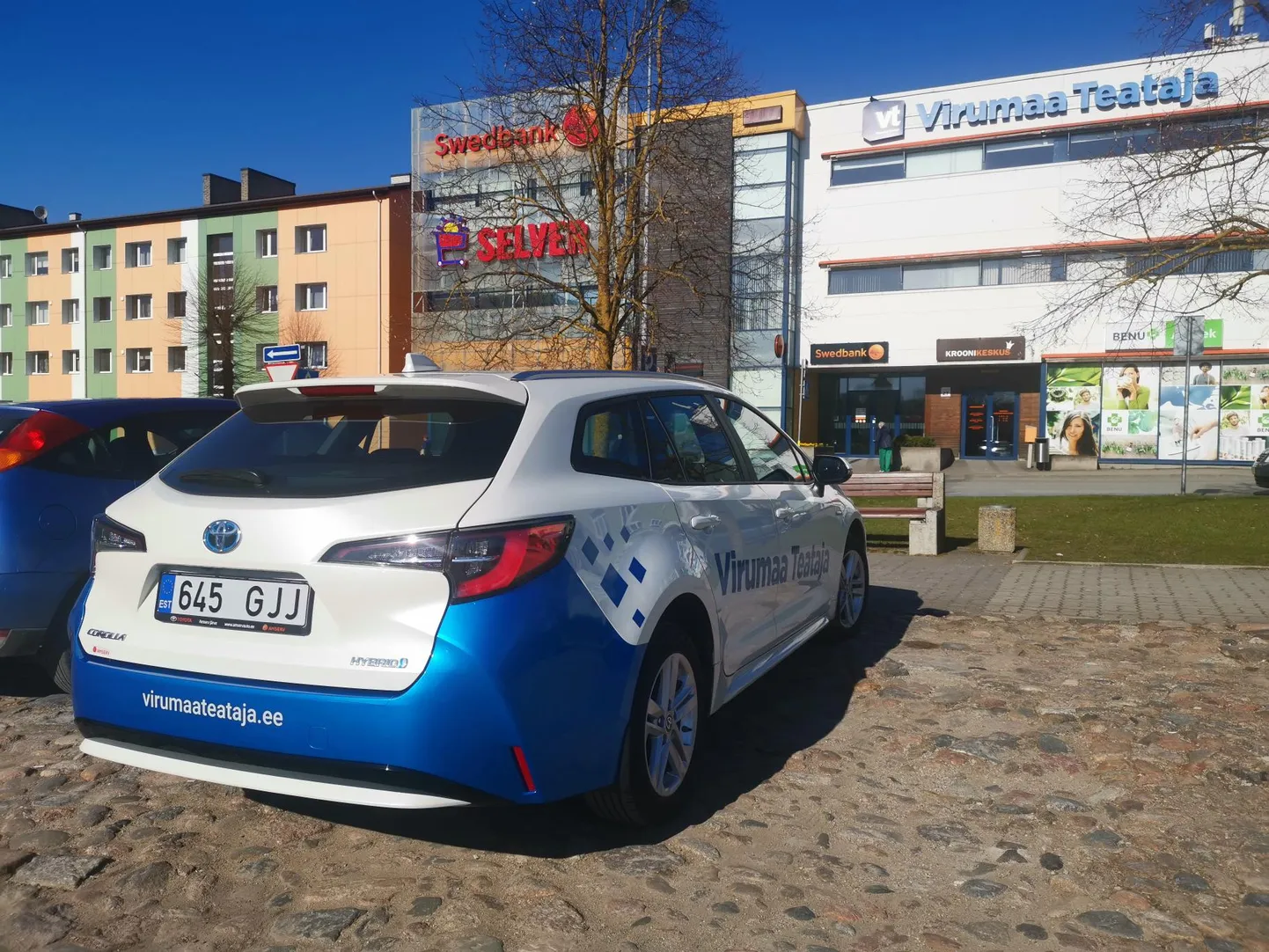 Kui näed kuskil Virumaa Teataja kirjadega autot, astu julgelt ligi ja räägi mure südamelt.