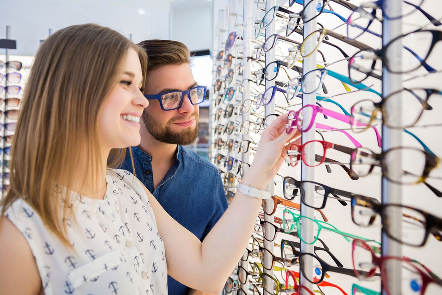 Optometrist selgitab: kuidas endale töötamiseks või hobidega tegelemiseks õigeid prille valida?