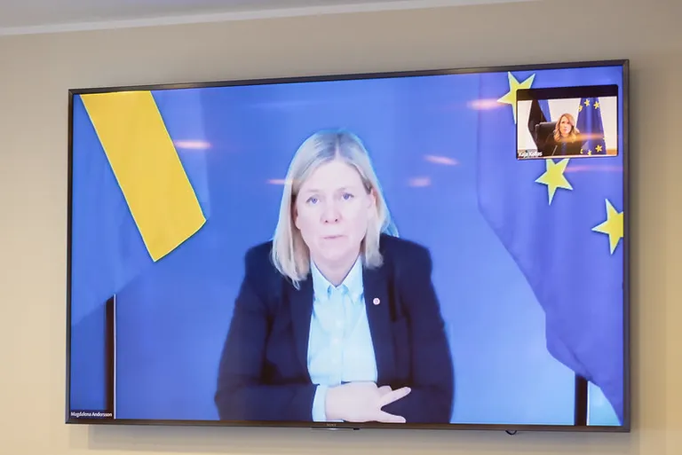 Kaja Kallas ja Rootsi peaminister Magdalena Andersson pidasid täna videokõne.