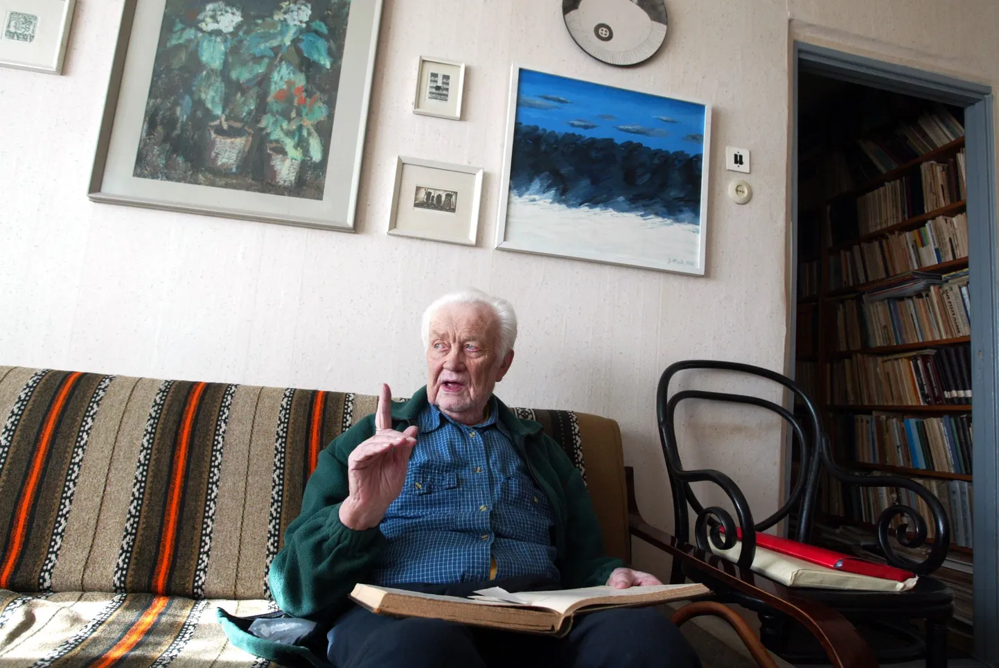 Juhan Peegel märtsis 2006 oma kodus