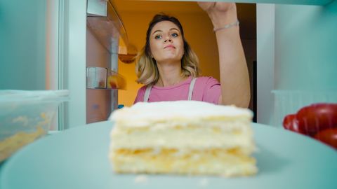 These foods help you break free from sugar cravings quickly