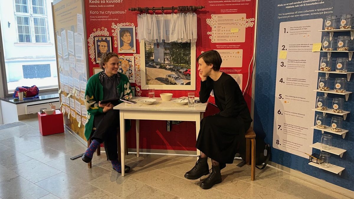 Эви Пярн и Анна Шкоденко: «Беседы на кухне» в Музейной лаборатории Таллиннского Русского музея. Февраль 2022.