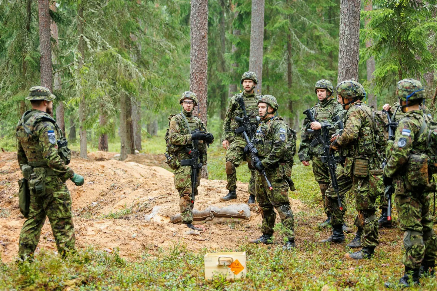 Reservväelastele makstakse nüüd õppekogunemisel osaletud aja eest rohkem.