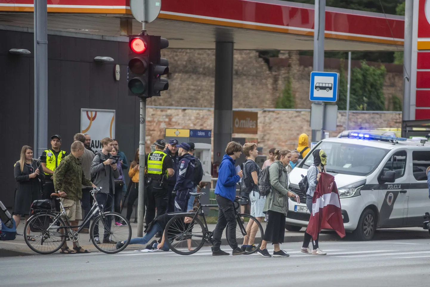 Foto: Protests pret "Marsa parka" izzāģēšanu