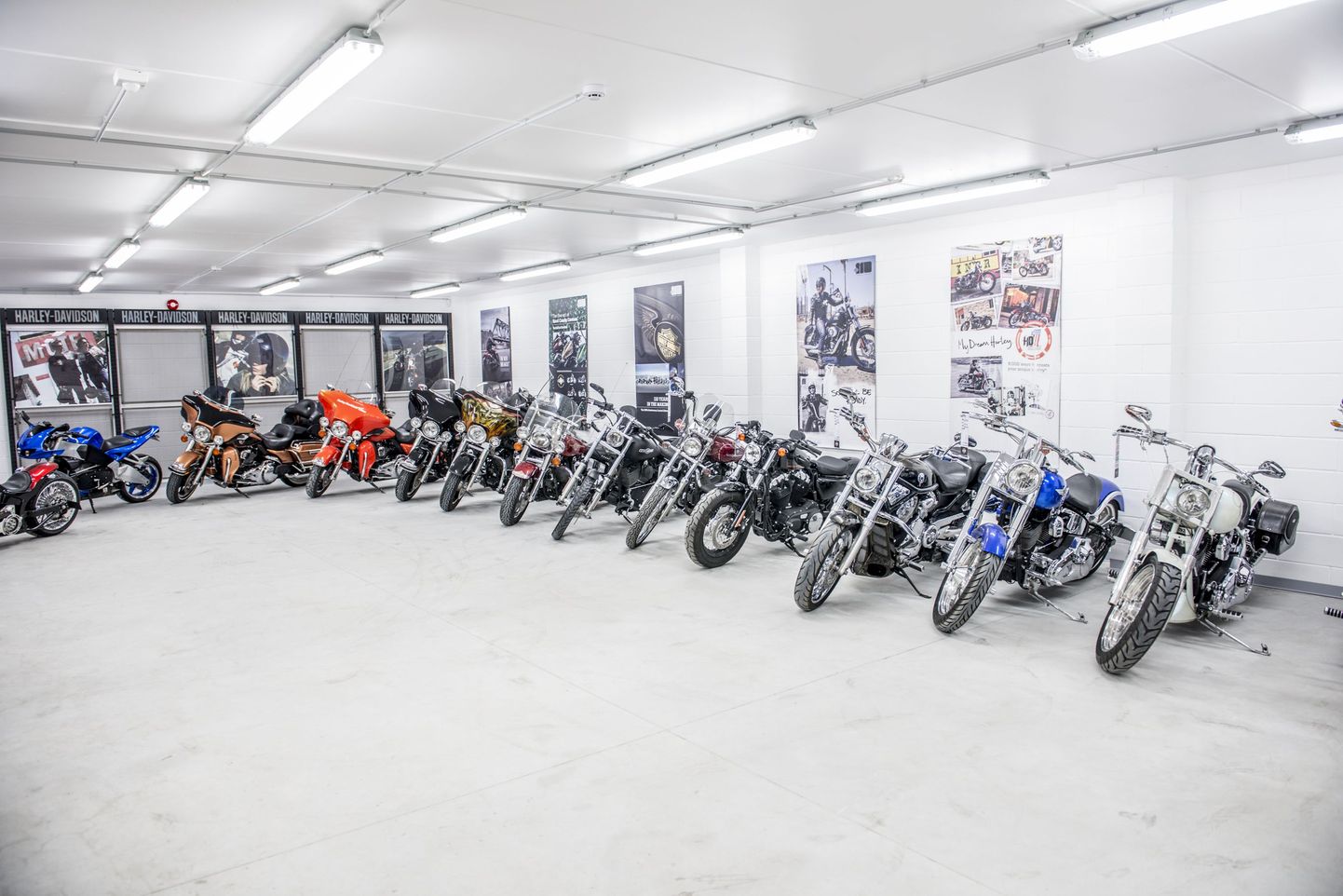 Harley-Davidsoni esindussalongi avamine