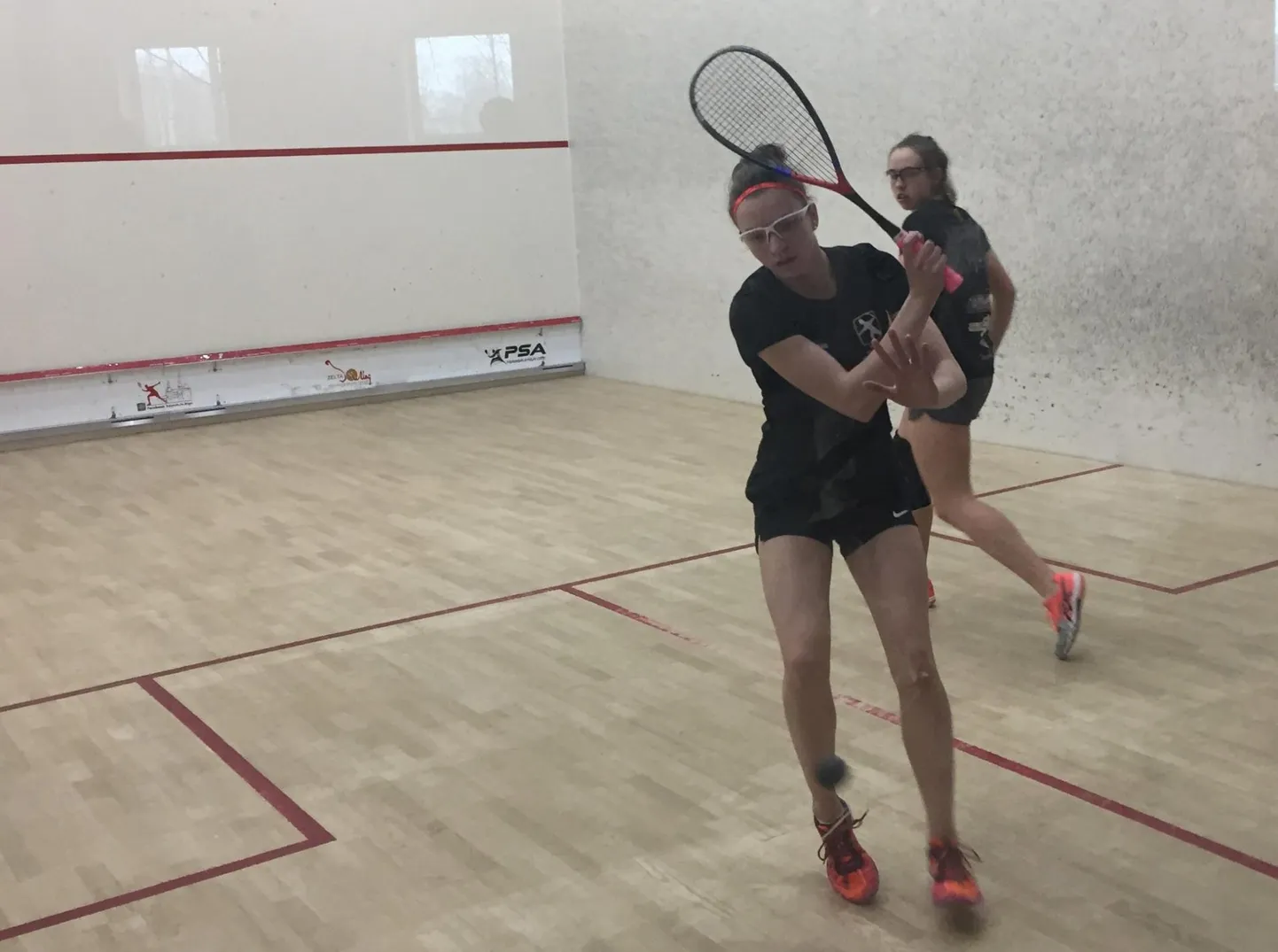 Ainsa pärnumaalasena pälvis lastekaitse liidu fondi stipendiumi Audrust pärit Eveli Mälk, kes õpib Audentese spordigümnaasiumis squash’i erialal.