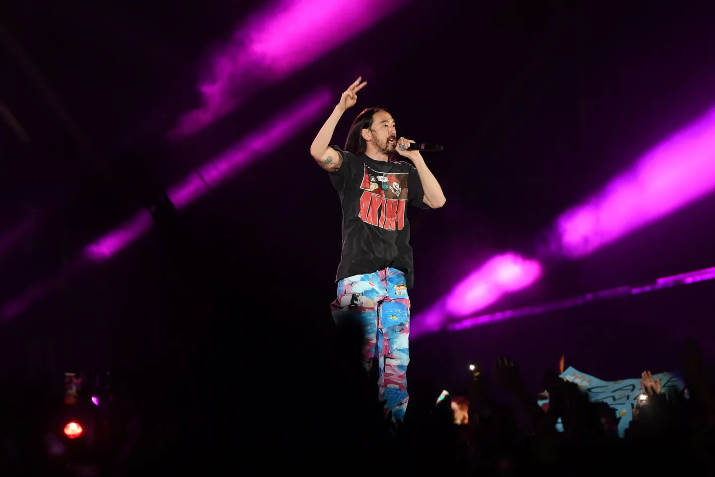 USA DJ ja produtsent Steve Aoki Saudi Araabia laval. Foto on illustratiivne.