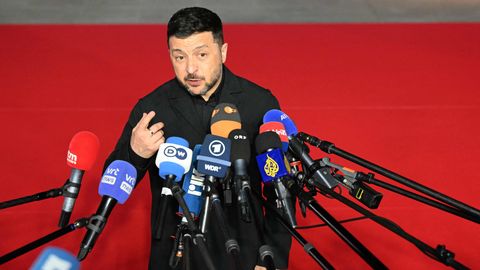 ÜLEVAADE ⟩ ELi liidrite isu Ukraina kiirkorras ühendusse võtmiseks on napp