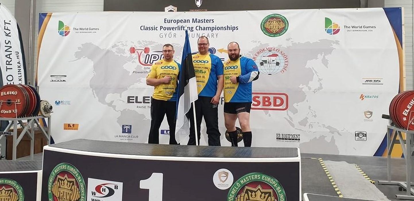 Ungaris seenioride Euroopa meistrivõistlustel osalenud Pärnumaa sportlased Tanel Buström (vasakult), Günter Koovit ja Gert Koovit. 