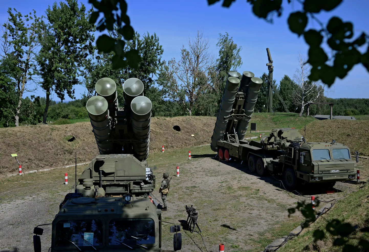 Vene päritolu S-400 relvasüsteem on kasutusel Kaliningradis, kuid ka Türgi ostis hiljuti sellised. USA ettepanek Türgile õhutõrjesüsteem Ukrainale anda lükatakse ilmselt tagasi.