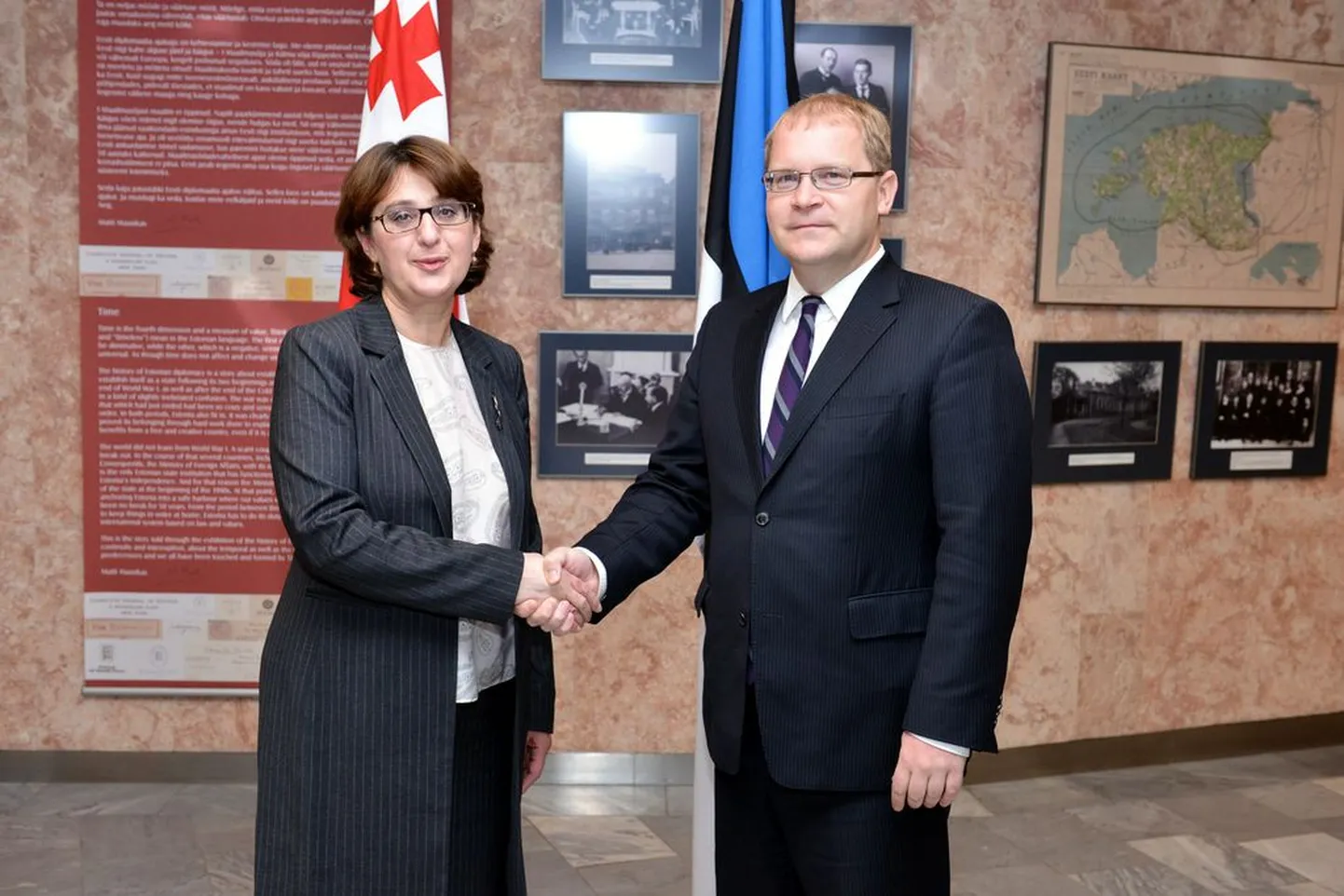 Urmas Paet and Gruusia välisminister Maia Panjikidze.