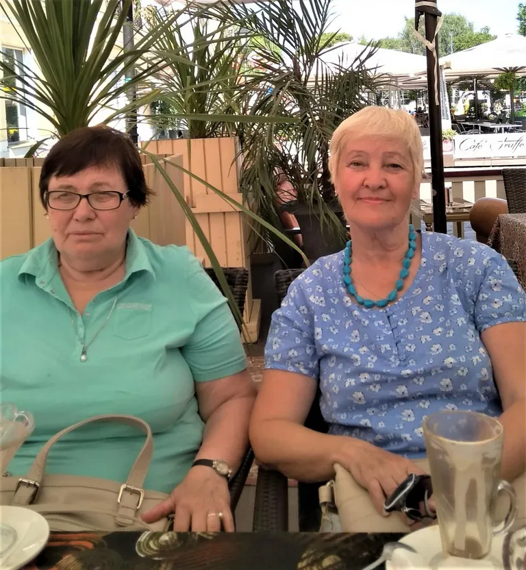 Galina Ponomarjova (vasakul) ja Ludmilla Demidenko, õed.
