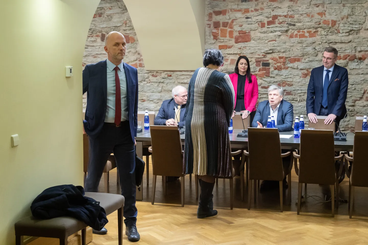Korruptsioonivastases erikomisjonis Jüri Ratas ja Taimar Peterkop
