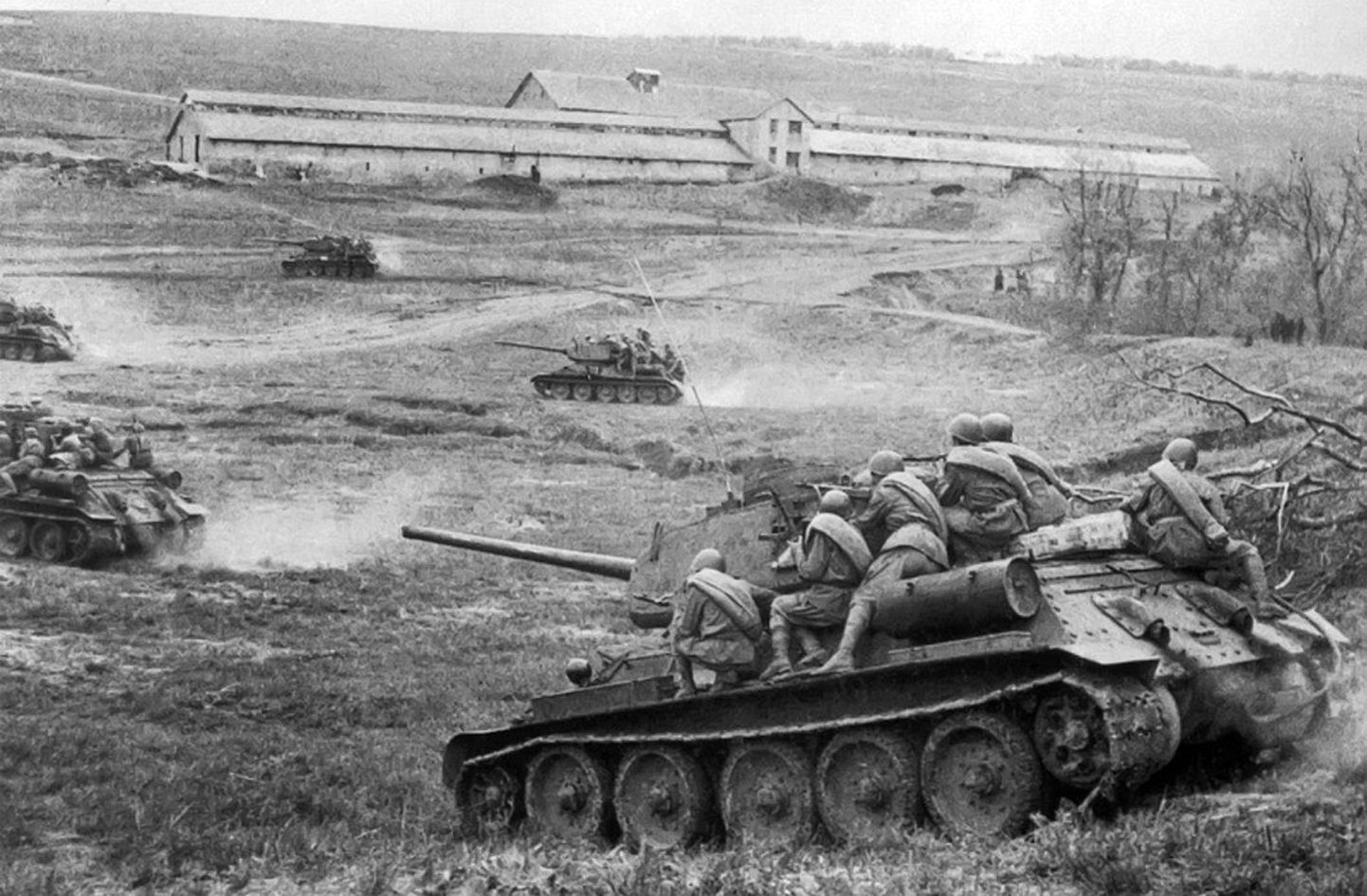 TANKID T-34, mida kamandas ka brigaadikomandör Ludvig Kurist.