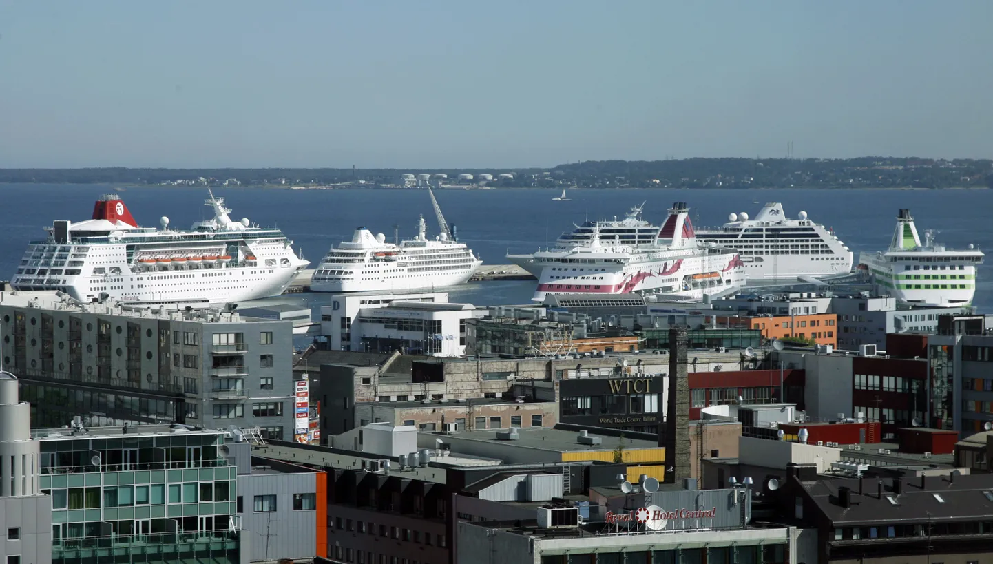 Kruiisilaevad Tallinna sadamas. Saarlasedki loodavad varsti sama pilti näha.