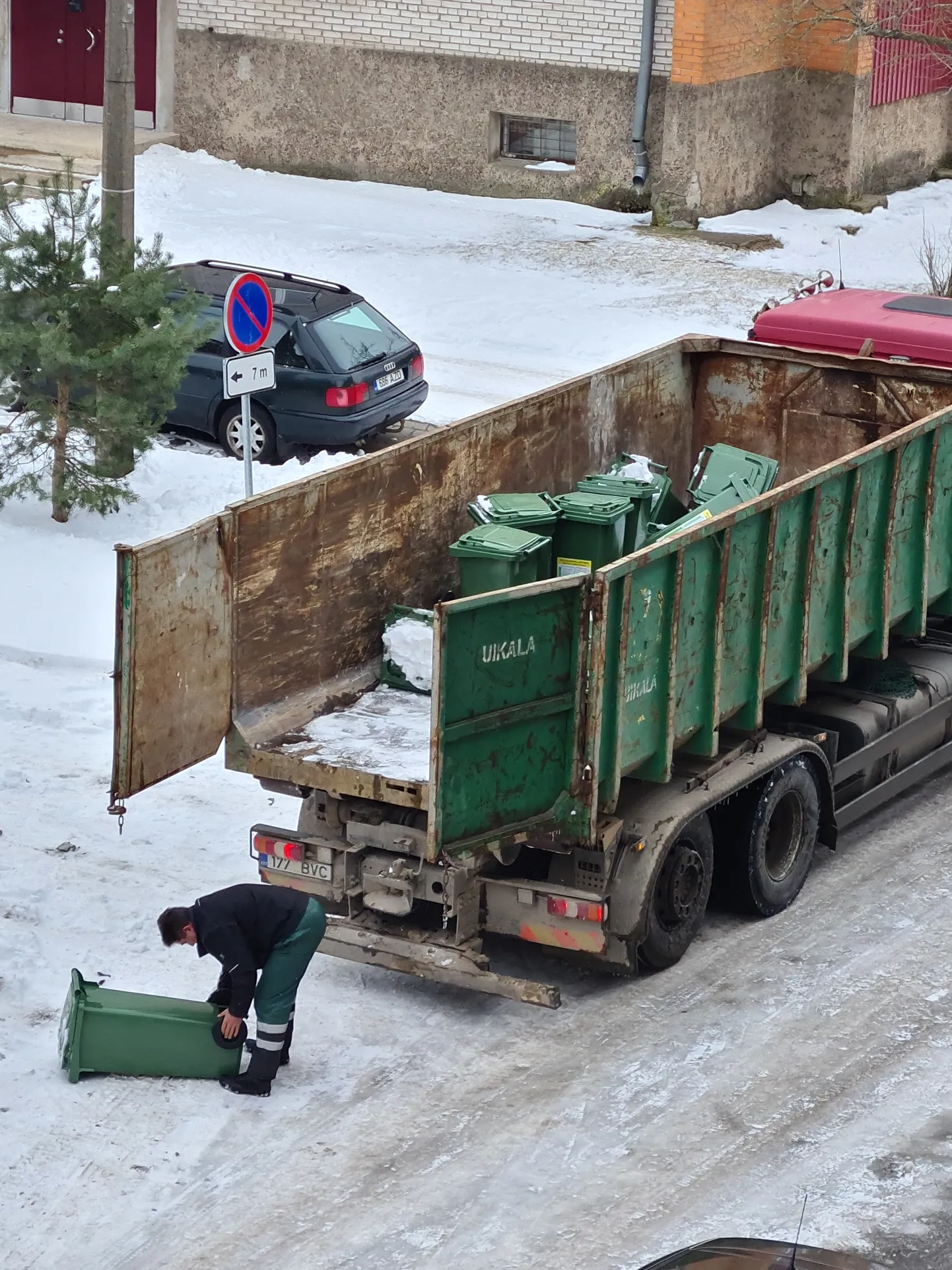 Ekovir on Kohtla-Järvele paigaldanud juba üle saja biojäätmete mahuti, kavas on paigaldada veel 150.