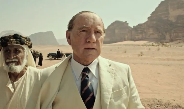 Kaader filmist «All the Money in the World», pildil Kevin Spacey miljardär John Paul Getty rollis