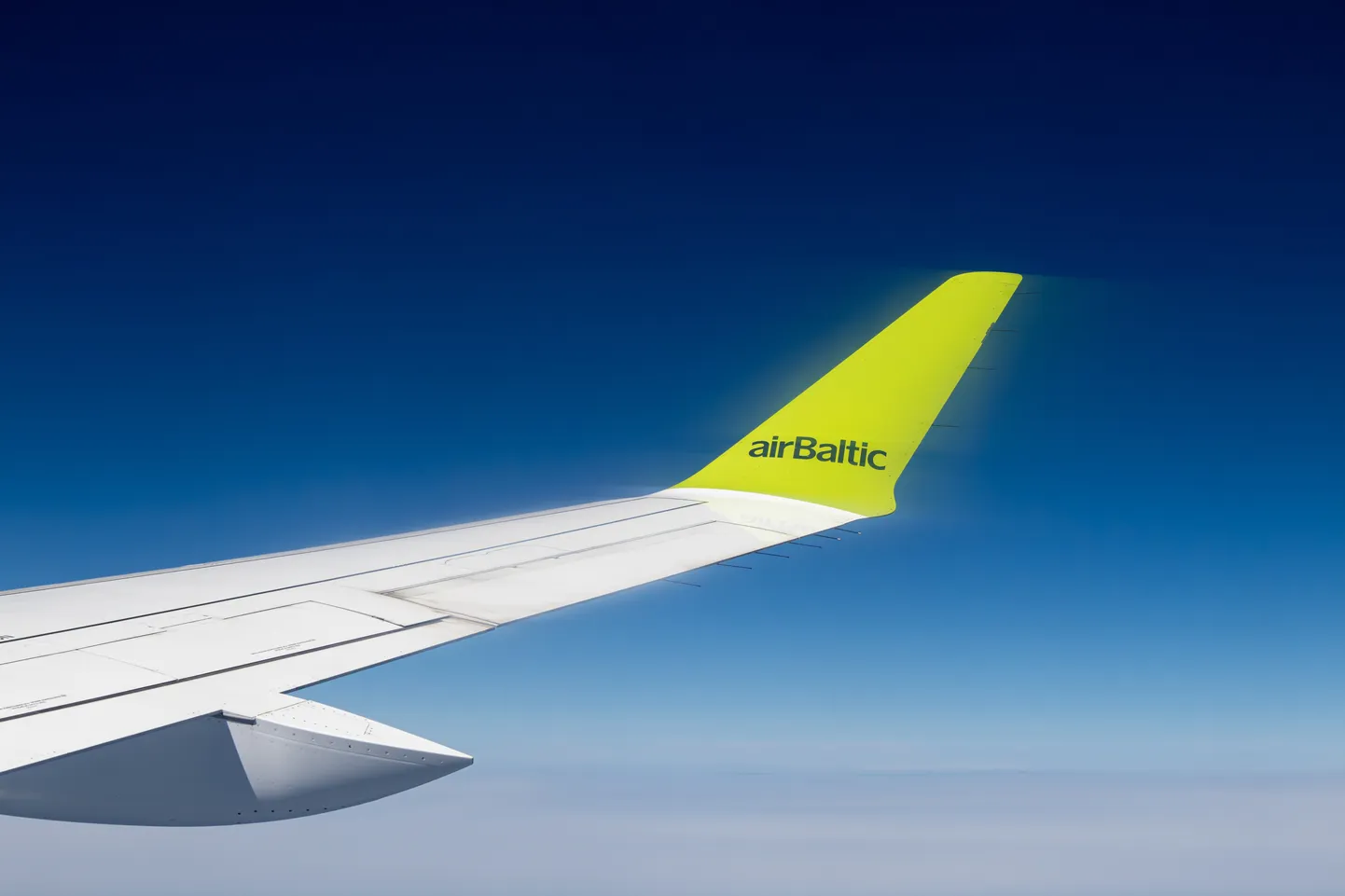 Самолет airBaltic