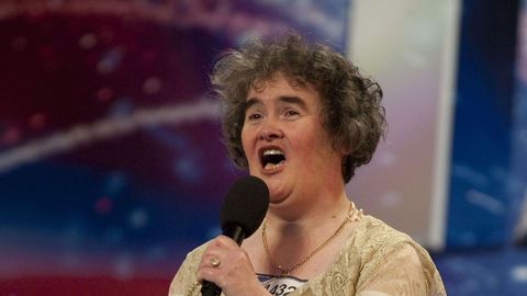 TUNNEKSID ÄRA? ⟩ Pea tundmatuseni muutunud sensatsioonilist Susan Boyle'i nähti Iirimaal