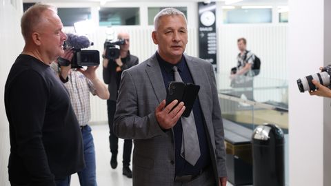FOTOD ⟩ Kütuse omastamises süüdistatav Kalle Grünthal astus kohtu ette