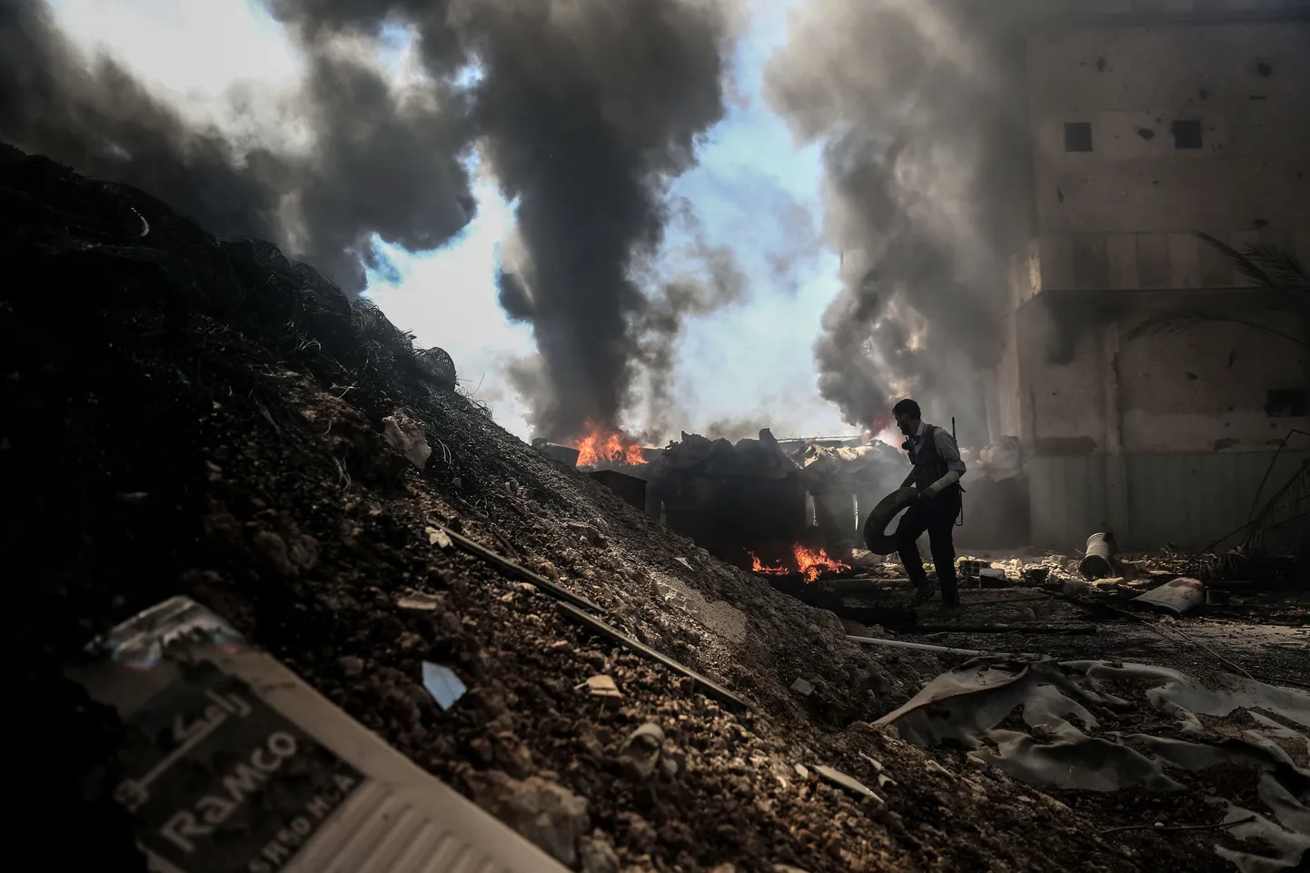 Jaish al-Islami võitleja Tal al-Siwani piirkonna asulas.