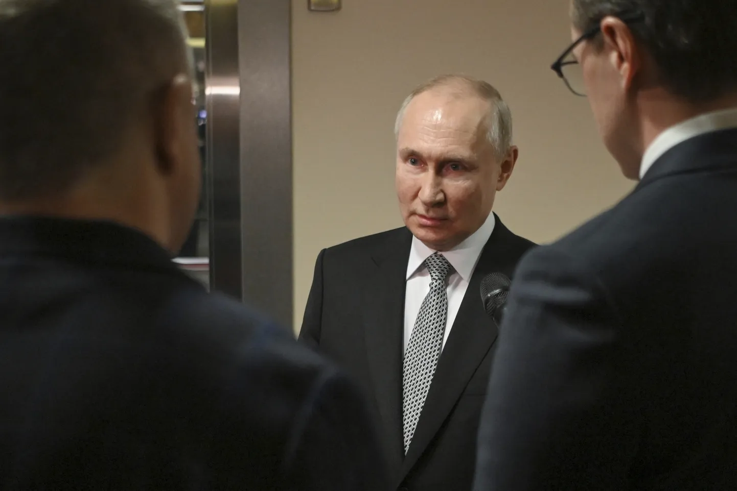 Venemaa president Vladimir Putin vastamas 13. juulil 2023 Moskvas ajakirjanike küsimustele Ukraina teravilja lepingu kohta.