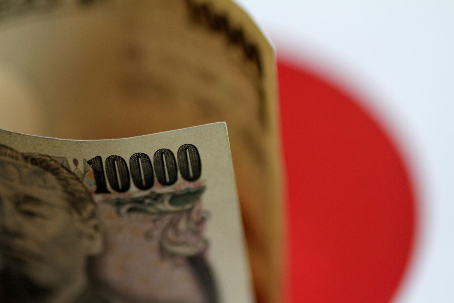 Jaapan sekkus üle väga pika aja valuutaturul peatamaks jeeni kukkumist
