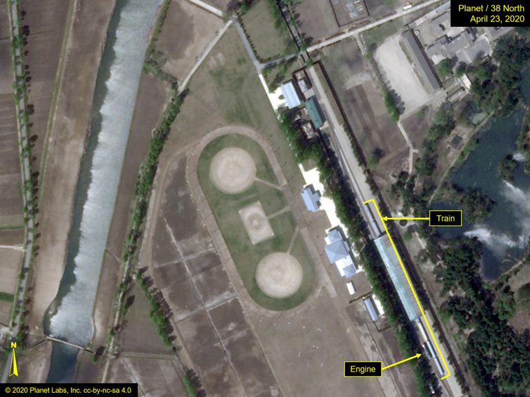 USAs Washingtonis asuva Põhja-Korea satelliidijälgimise projekti 38 North avaldatud pilt, millel on Kimi rongi näha Wonsanis.