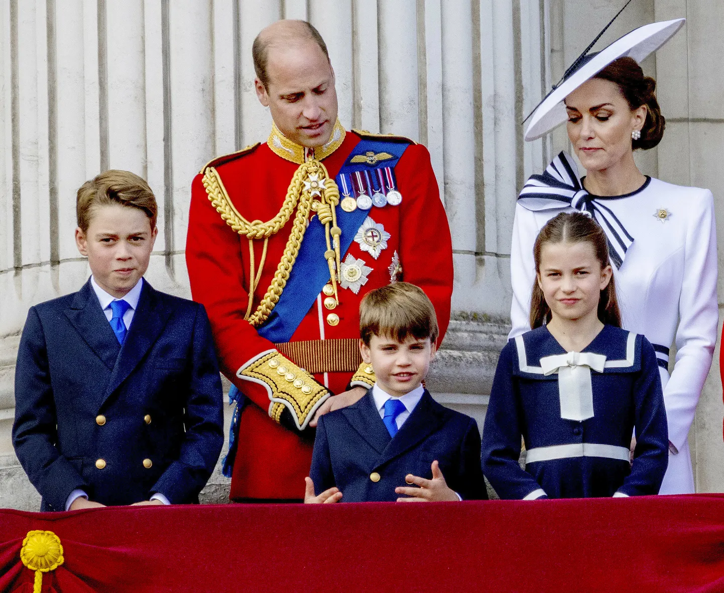 LONDON, ENGLAND - JUNE 15: Prince George of Wales, Prince William, Prince of Wales, Prince Louis of Wales, Princess Charlotte of Wales and Catherine, Princess of Wales appear on the balcony of Buckingham Palace during Trooping the Colour on June 15, 2024 in London, England. Trooping the Colour is a ceremonial parade celebrating the official birthday of the British Monarch. The event features over 1,400 soldiers and officers, accompanied by 200 horses. More than 400 musicians from ten different bands and Corps of Drums march and perform in perfect harmony NETHERLANDS OUT POINT THE VUE OUT