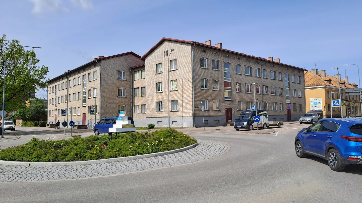 Võrus Jüri ja Paju tänava nurgal asuvad kortermajad on kavas muuta soojapidavamaks.