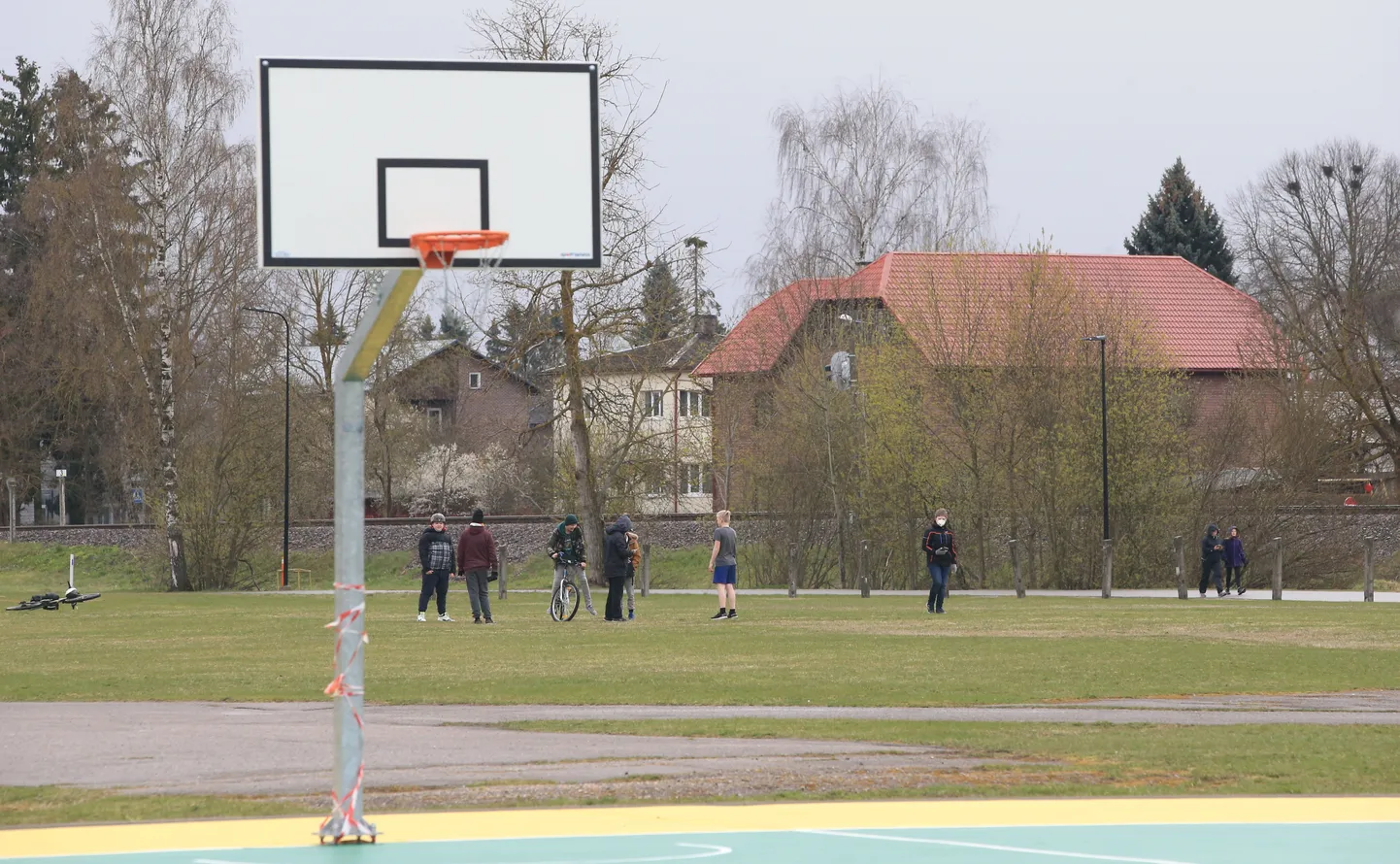Tartu Variku Kooli spordiväljak.