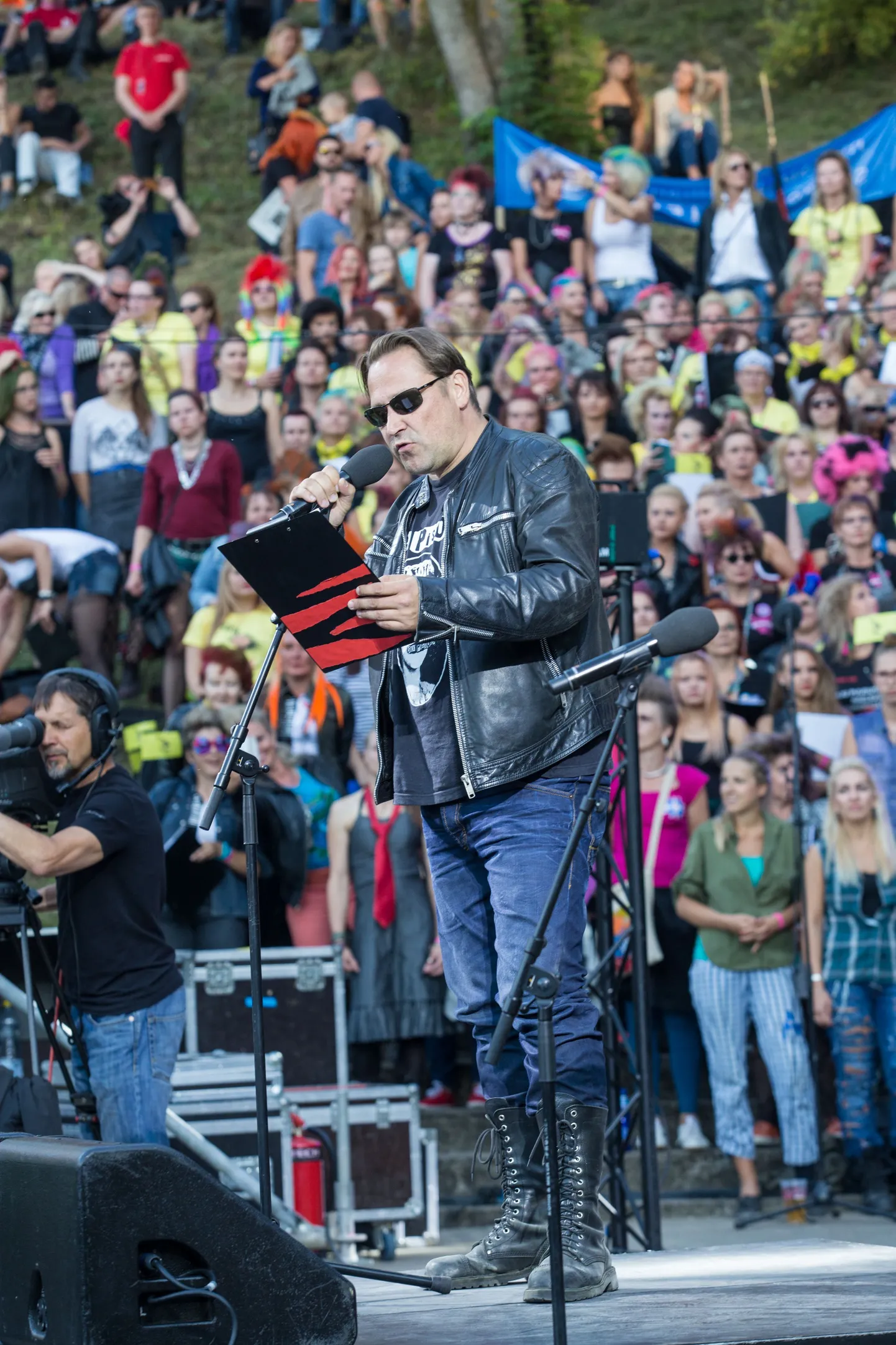 22AUGUST2015, LÃ¤Ã¤ne-Virumaa, Rakvere
PUNKLAULUPIDU 2015

Fotol: Rakvere laululava, punk