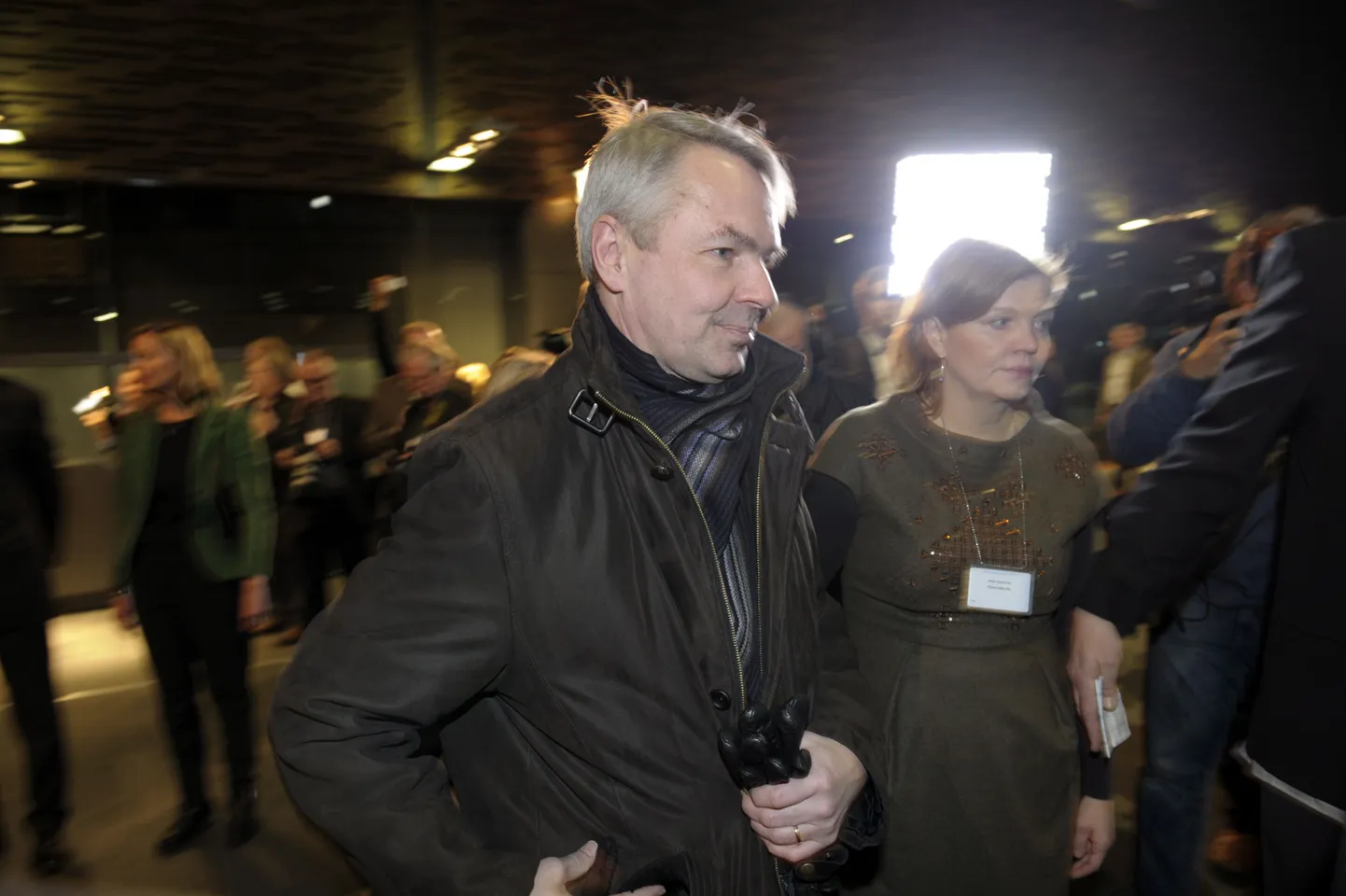 Soome arenguminister Pekka Haavisto (ees) ja keskkonnaminister Ville Niinistö lahkusid Alexander Stubbi juhitavast valitsusest.