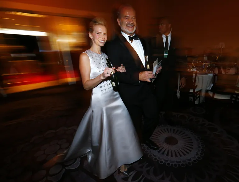 Kelsey Grammer koos Kayte'ga Kuldgloobuste ajal.