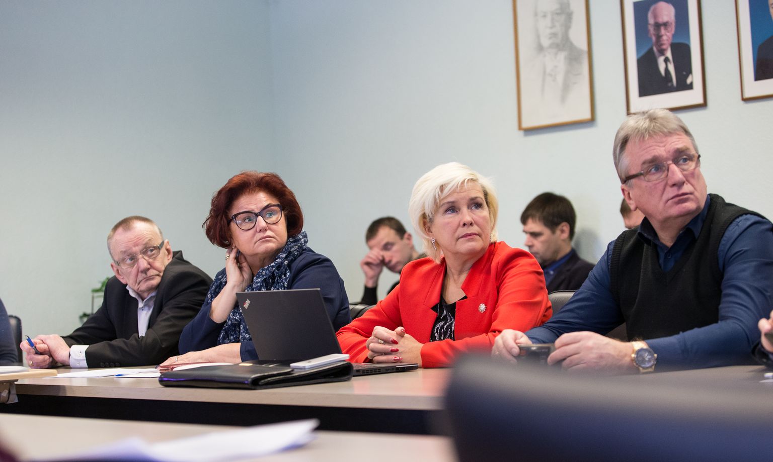 Eve Easti sõnul on valitsuse ettepanek õiglase ülemineku fondi 340 miljoni euro jaotamise kohta Ida-Virumaa omavalitsuste liidu jaoks vastuvõetamatu.