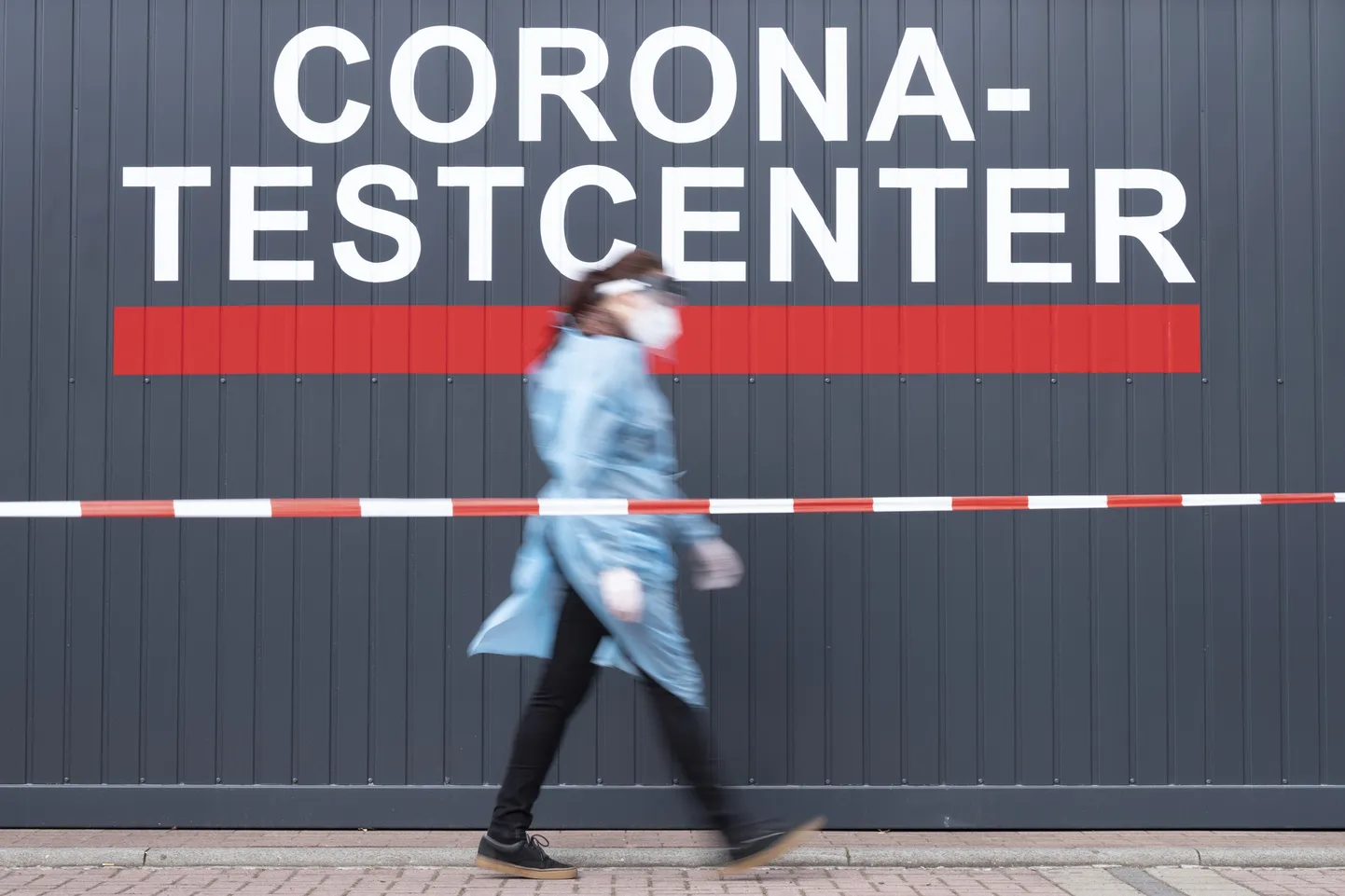 Koroonaproovide andmise keskus Dresdenis.