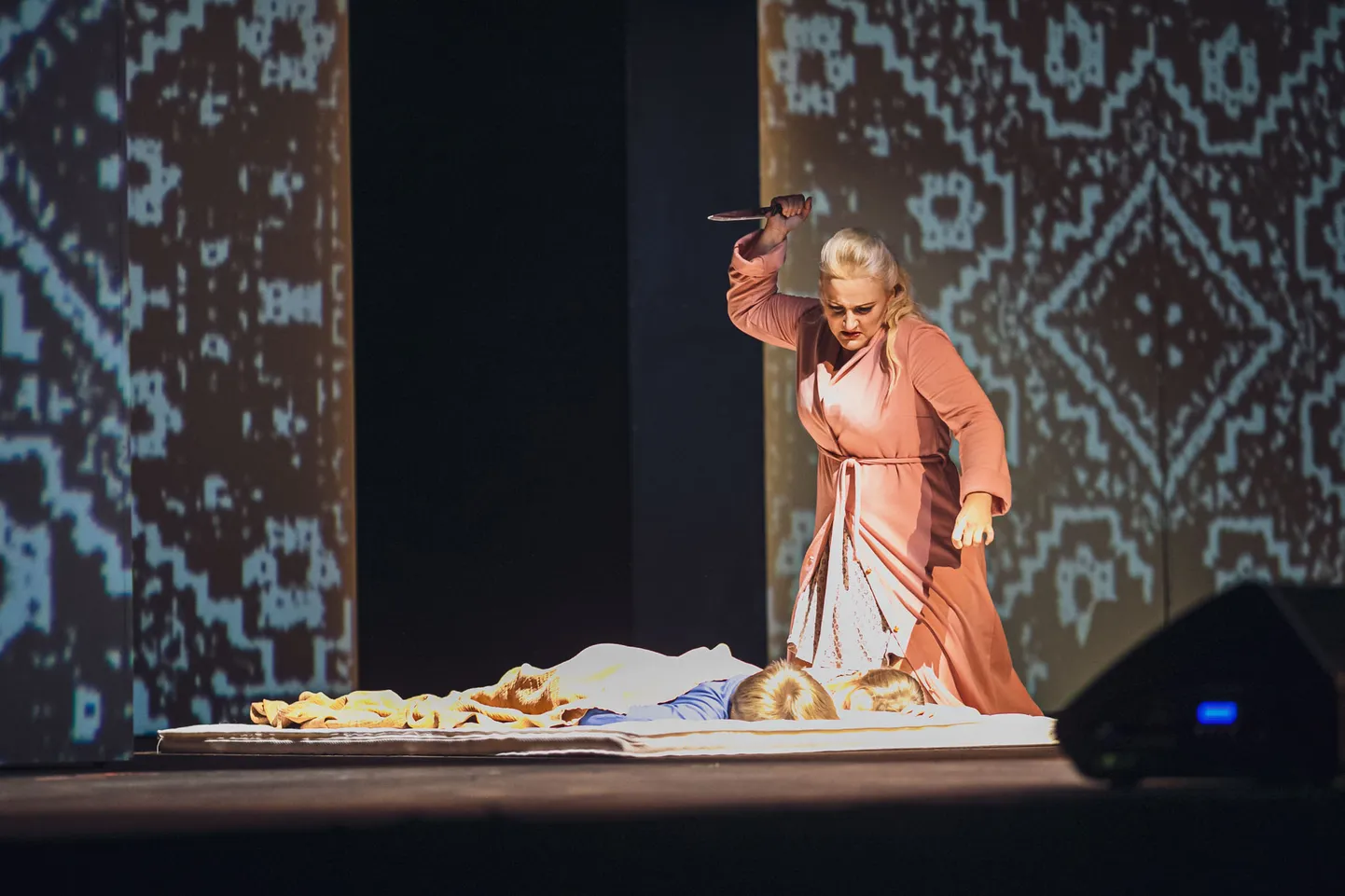 Vincenzo Bellini ooper "Norma" oli mullu Narva ooperipäevade suurel laval ülimenukas.