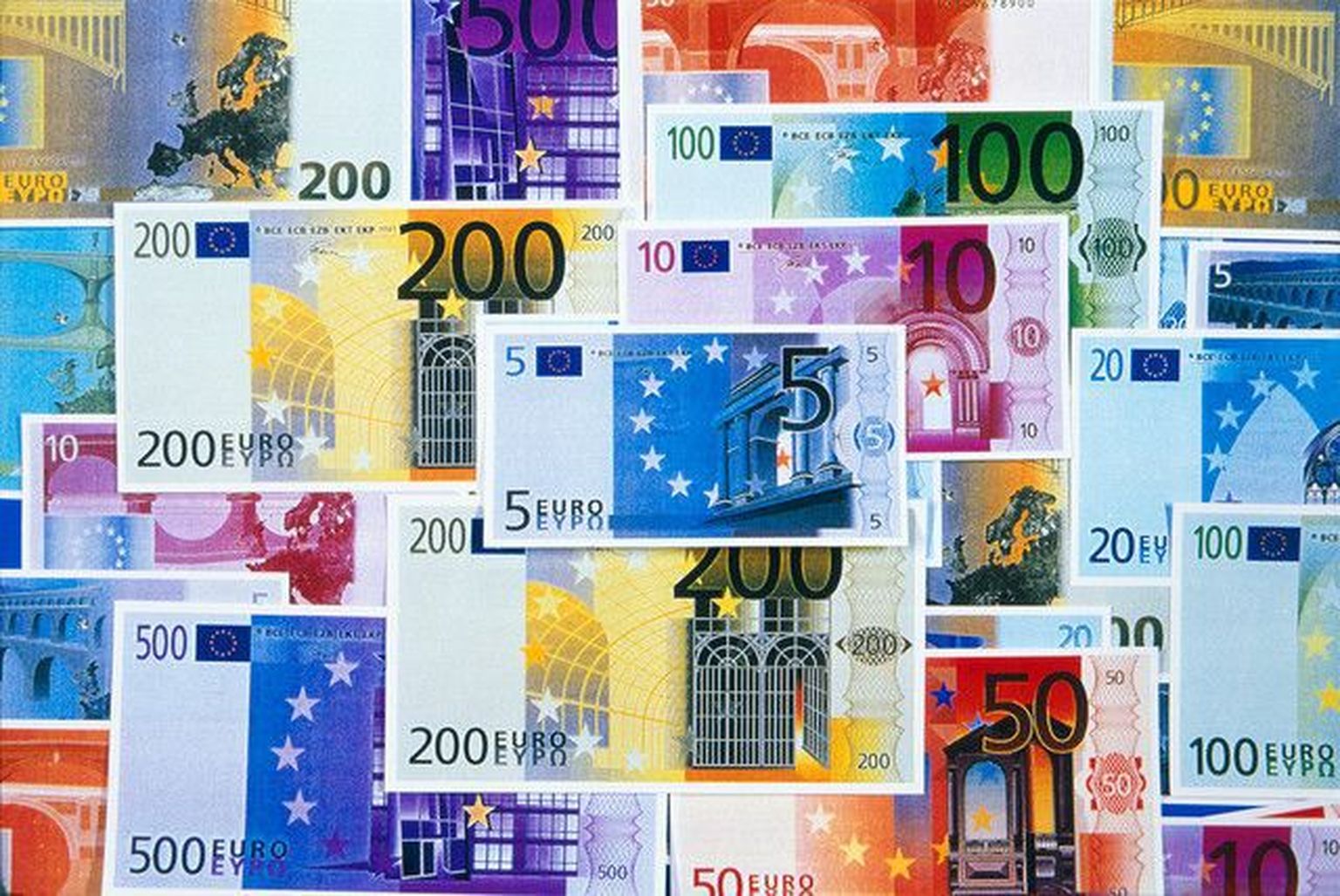 Номинал валюты. Купюры евро. Изображение банкнот евро. Банкноты евро номинал. Номиналы евро банкнот.