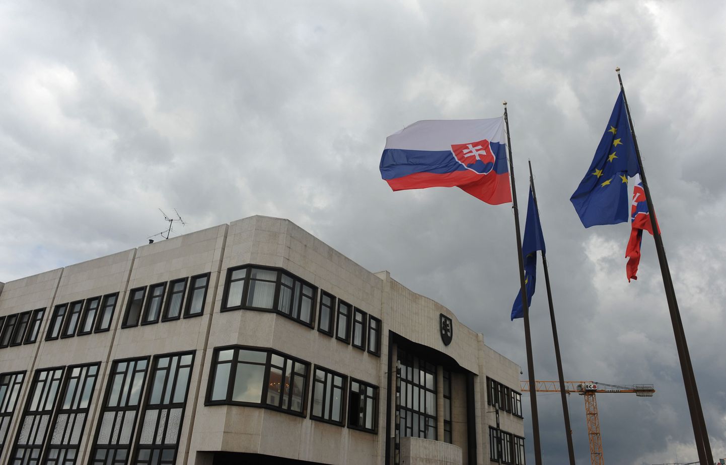Slovākijas un ES karogs, Bratislava.