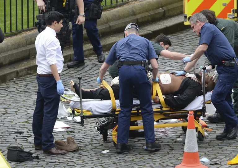 Politseikuulidest vigastada saanud terrorist Khalid Masood