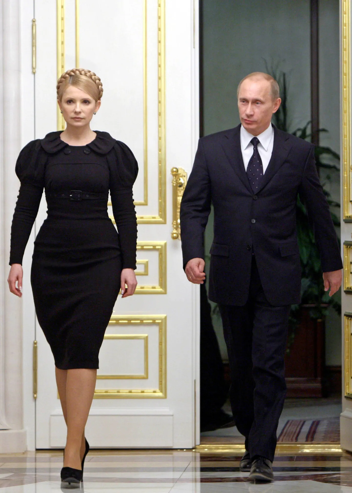 Venemaa peaminister Vladimir Putin ja Ukraina peaminister Julia Tõmošenko jõudsid ööl vastu pühapäeva kokkuleppele.